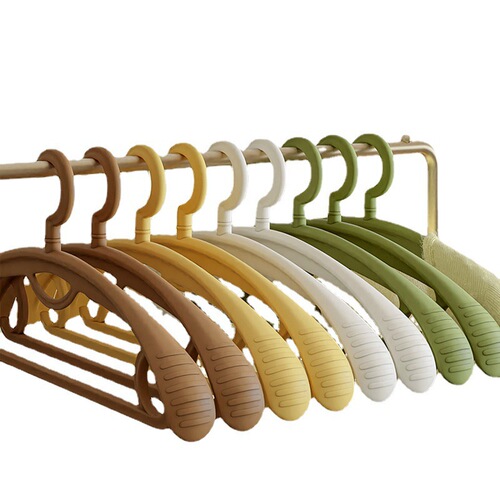Ten clothes hangers wholesale multifunctional wide shoulder non-slip drying rack thickened clothes drying support clothes hanging plastic rack clothes drying rack
