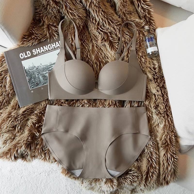 Nuevo 2200 ropa interior para mujer pequeño pecho push-up gran pecho inalámbrico que contrae traje de sujetador anti-flacidez