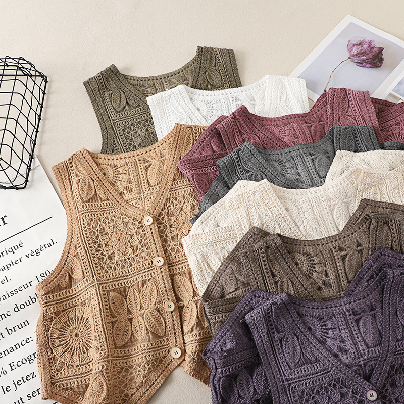 Real Shot V-neck Sleeveless Hollow Knitted Vest Women's 2025 Spring New Design Sense Crochet Top Trendy