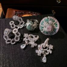 ˮ��ӯӯ���~С�����_�ڽ�ָ ˮ�λ��仡�ζ��h���18K��
