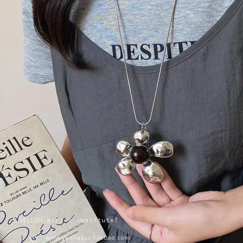 Otoño y invierno minimalistas collares colgante de goteo de Feng Shui mujeres chaqueta larga suéter cadena casual accesorios de lujo ligero