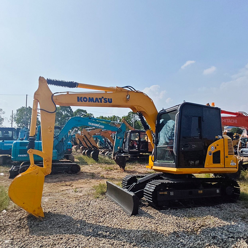 Japón original Komatsu de segunda mano noventa por ciento nueva excavadora agrícola miniatura de 7 toneladas PC70 PC55
