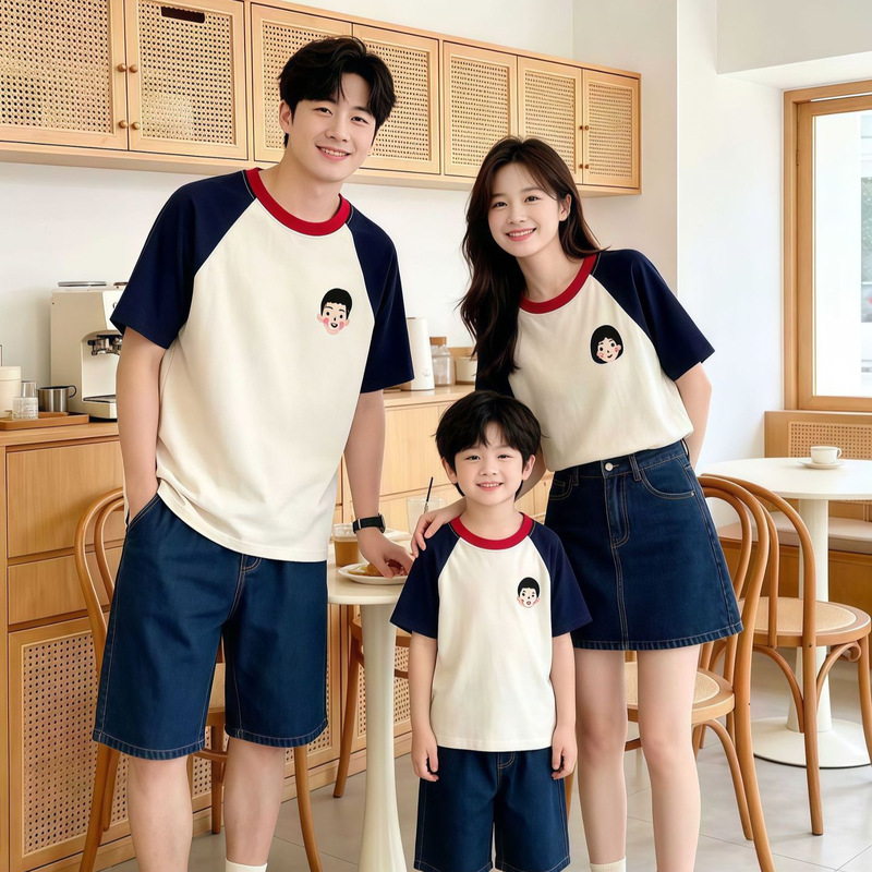American-Style Family Matching Outfits 2026 Summer New Collection Family of Three Raglan Sleeve Printed T-Shirts Family Matching Short-Sleeved Tops