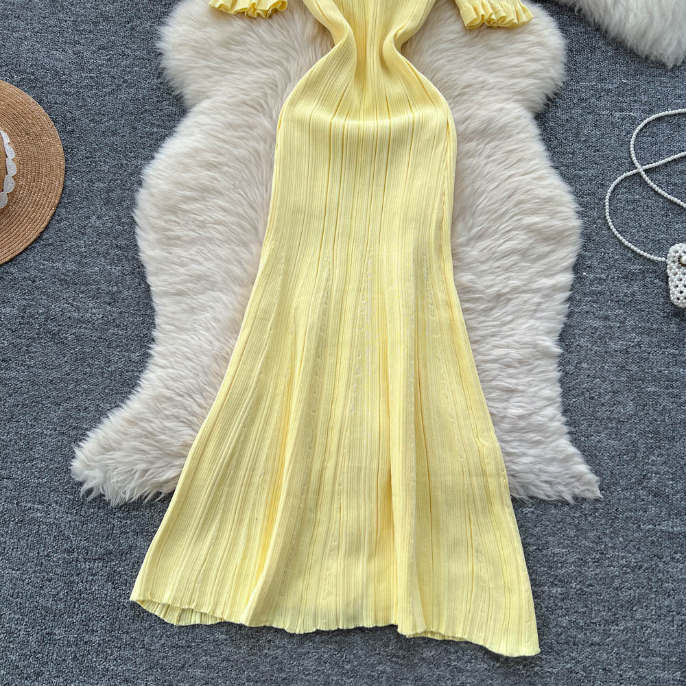 Elegantes Damen Strickkleid Mit Revers Und Knopfleiste Lang_voghion.com
