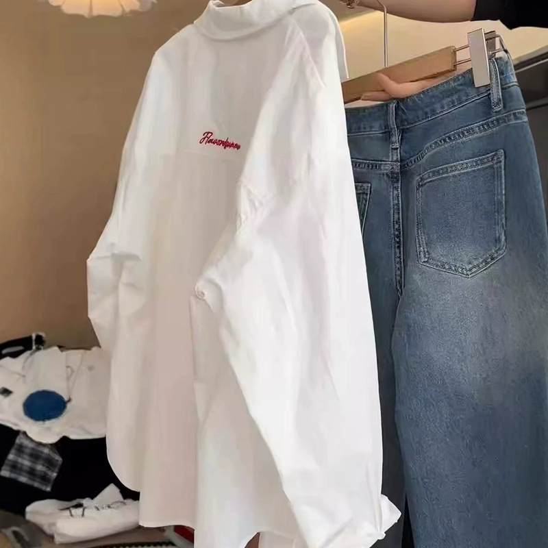 "Youth Party" Letter Embroidered Shirt for Women, Spring and Autumn, Petite Design Shirt "Youth Party" Letter Embroidered Shirt for Women, Spring and Autumn, Petite Design Shirt