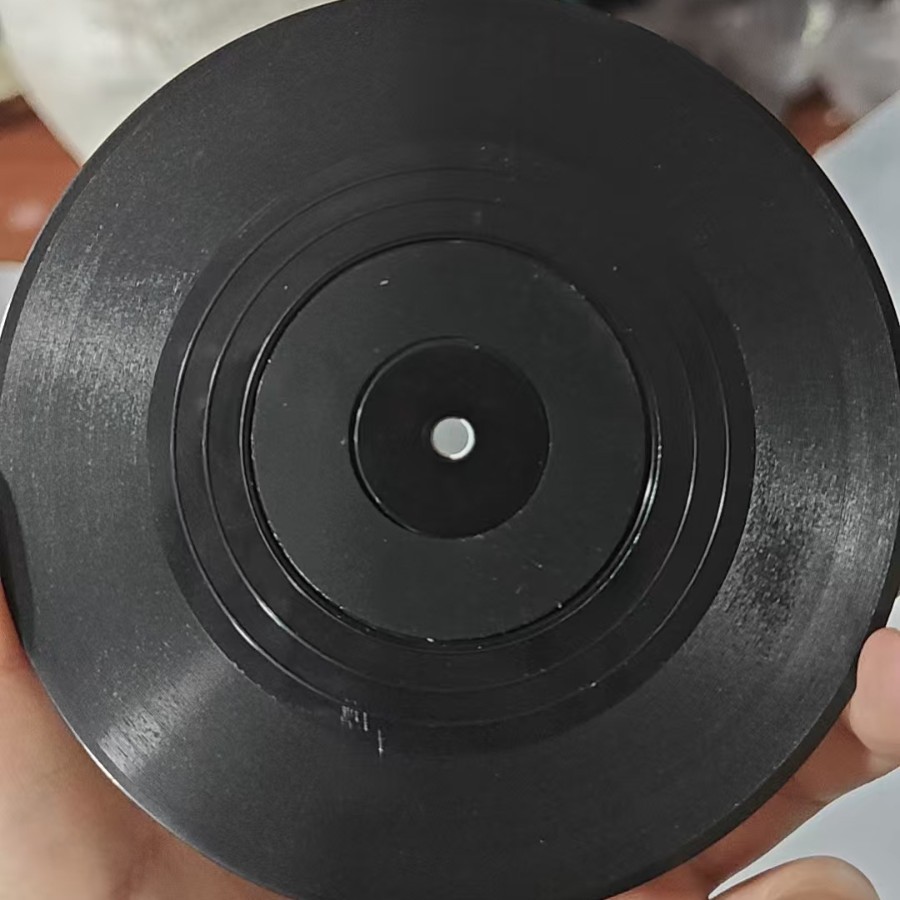 Imán de Vinilo Mini para Refrigerador de Plástico con Sensor NFC Personalizable para Regalos y Bar