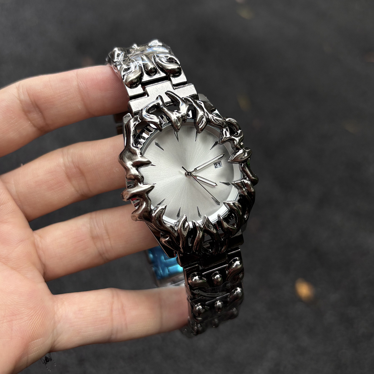 ミレニアムヴィンテージ異形爪メンズ腕時計外国貿易クロスボーダー卸売欧米ファッションクール男性腕時計