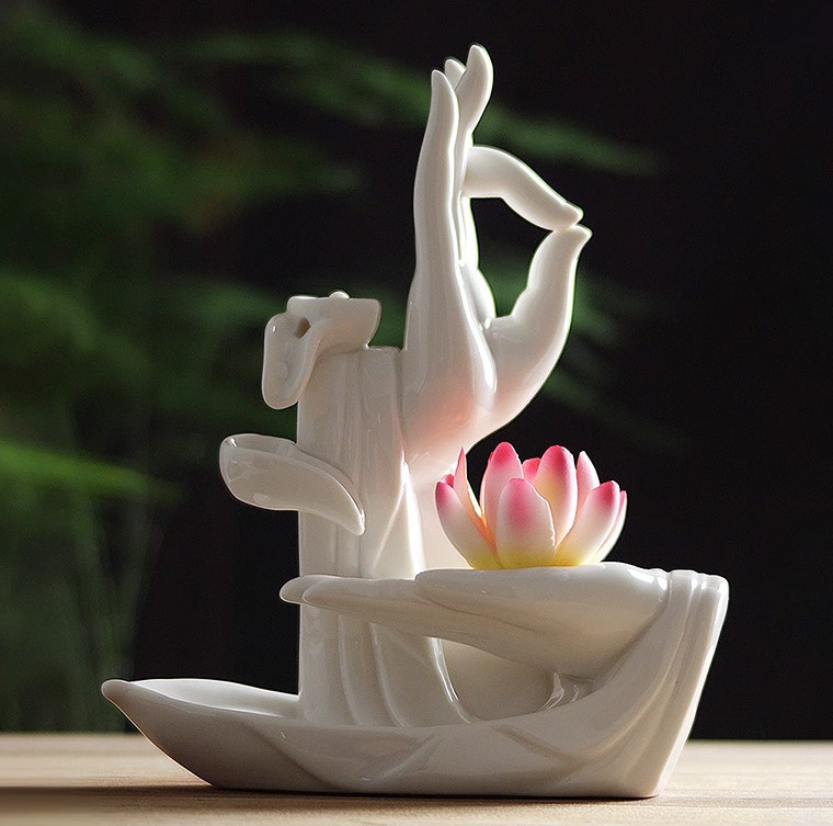 17903829342_417624693