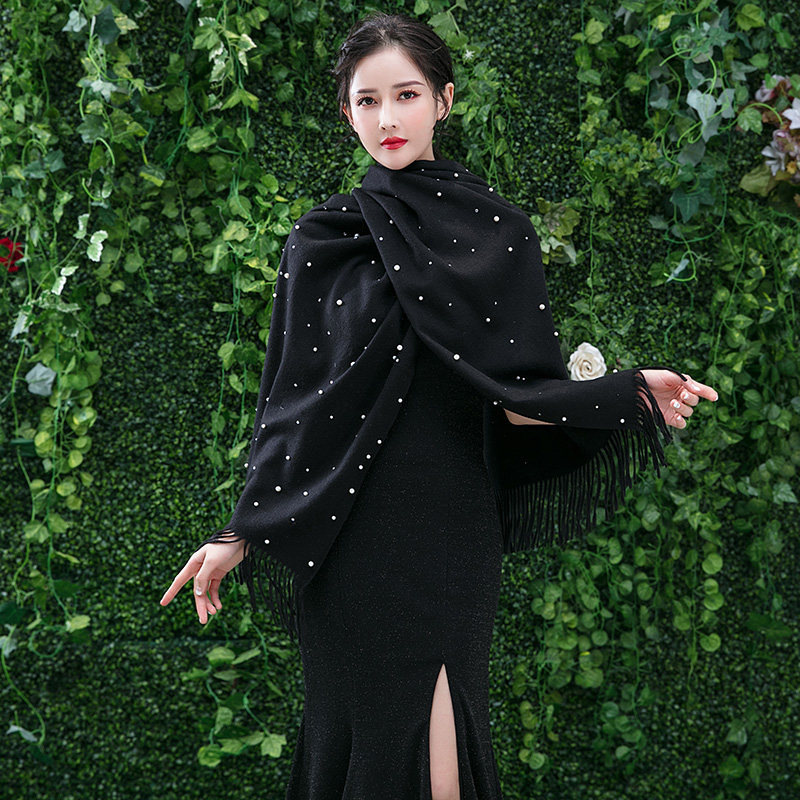 Perla adornado negro