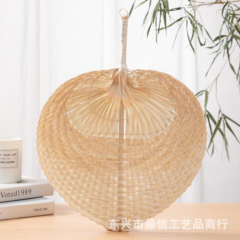 厂家现货手工桃形竹编扇子夏季纳凉大蒲扇创意彩色手摇扇葵扇批发