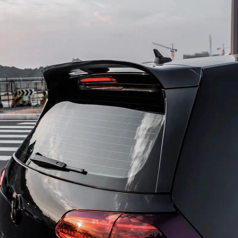 Suitable for Volkswagen Golf 7/7.5R/GTI 14-21 CS tail wing adhesive installation of three-stage large disturbance