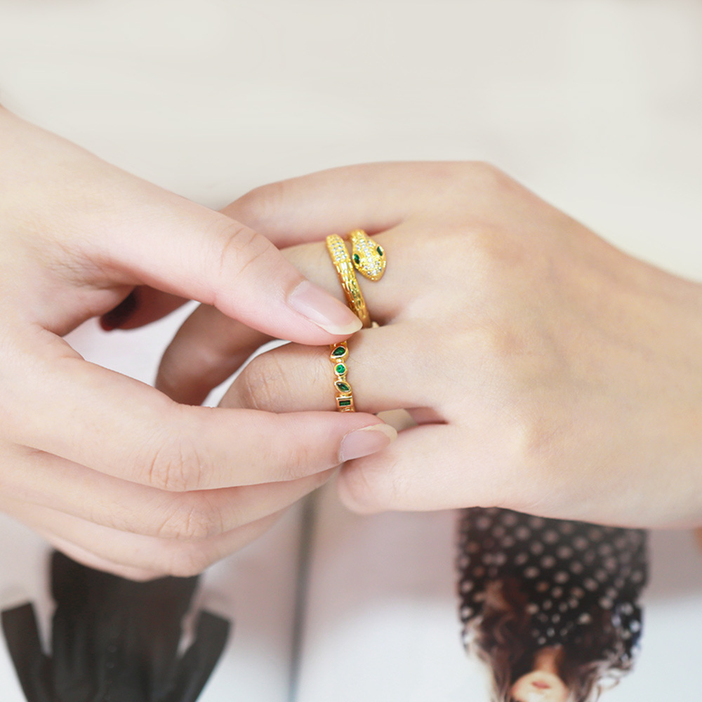 Fashion Micro-Inlaid Zircon Geometric Snake-Shaped Open Adjustable Ring