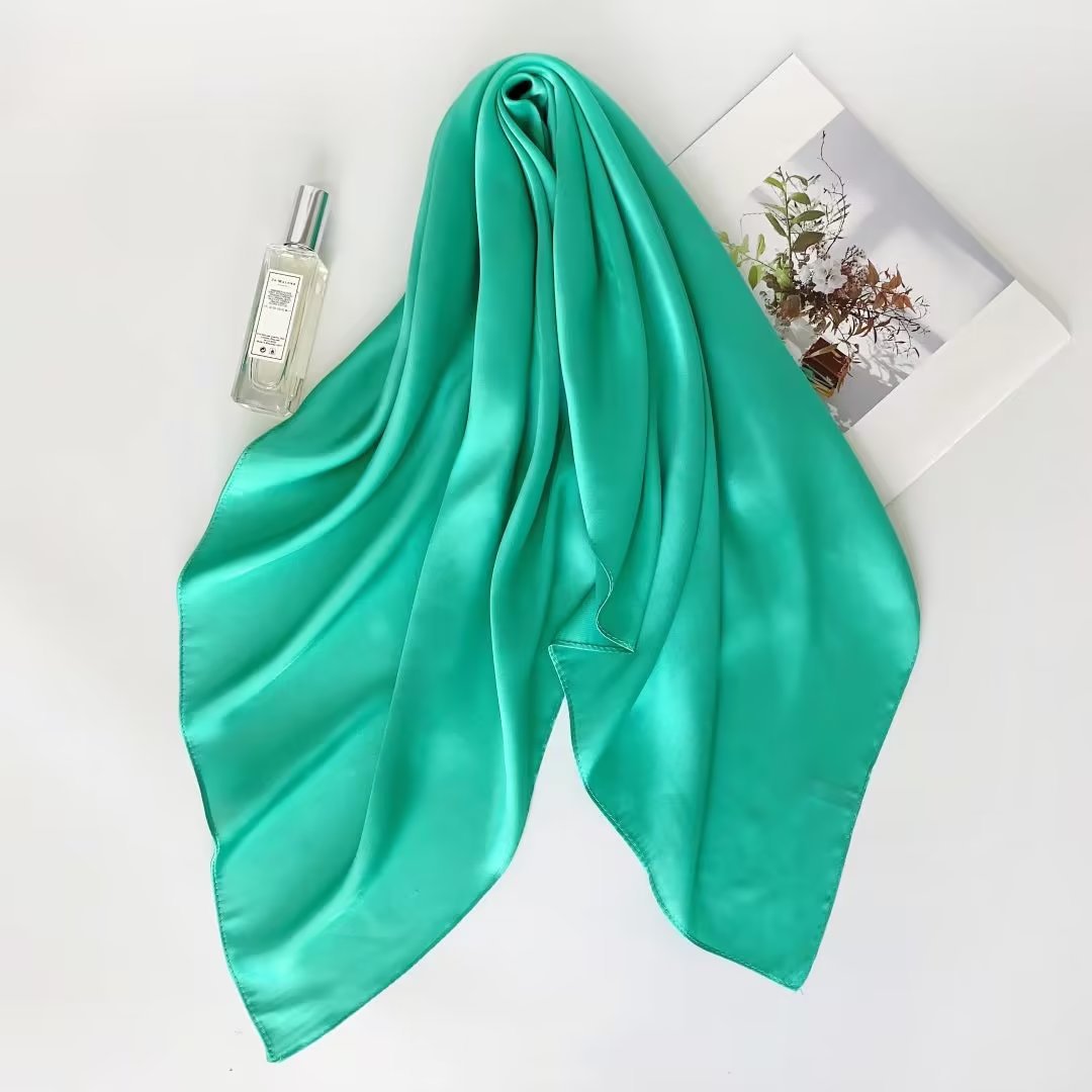 Women's Fashion Solid Color Satin Printing Silk Scarves display picture 9