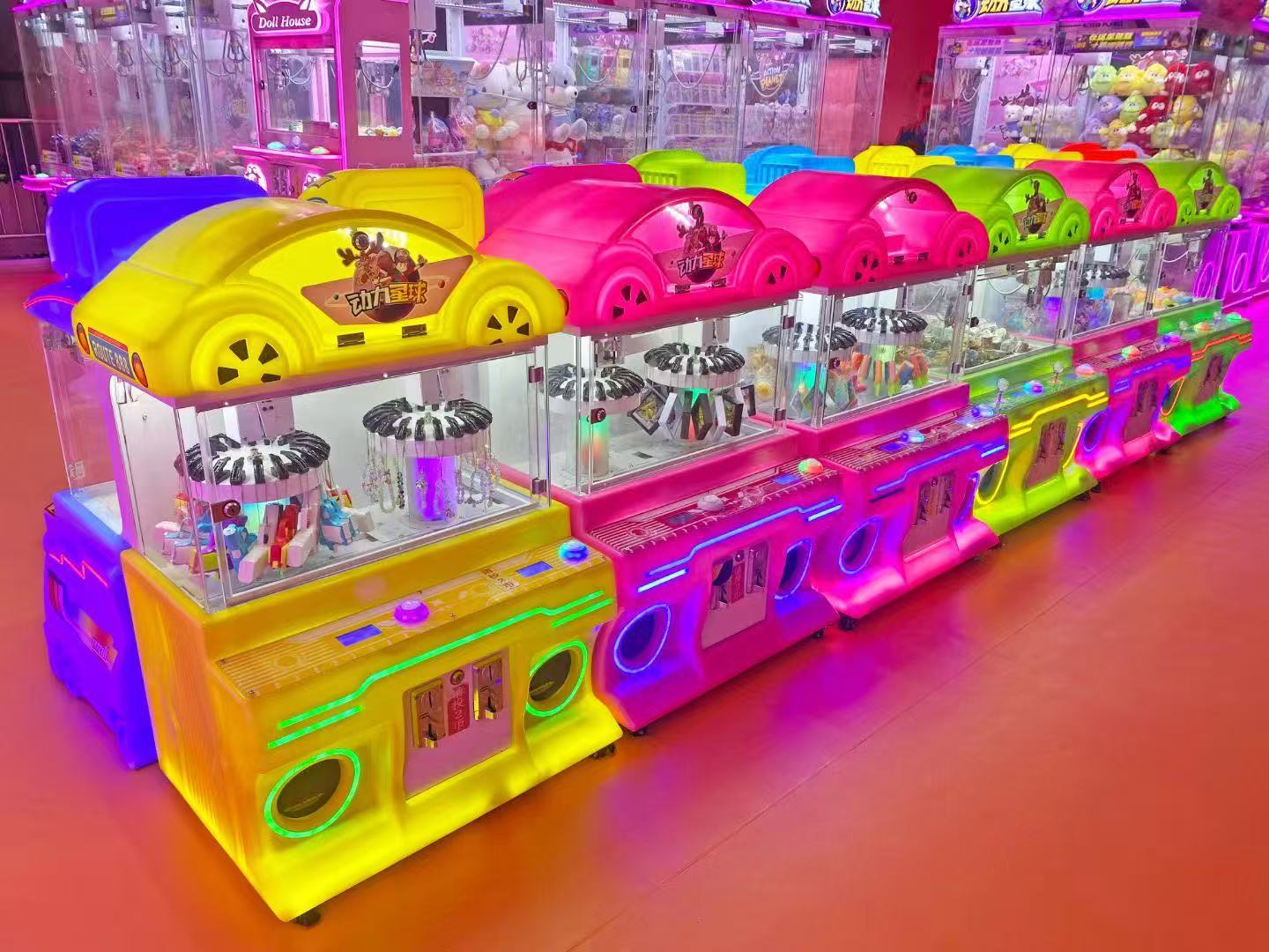 El nuevo fabricante de la fuente de la máquina de clip utiliza monedas para mayoristas, pegatinas para niños, clips para bocadillos, máquina de regalo, máquina de garras