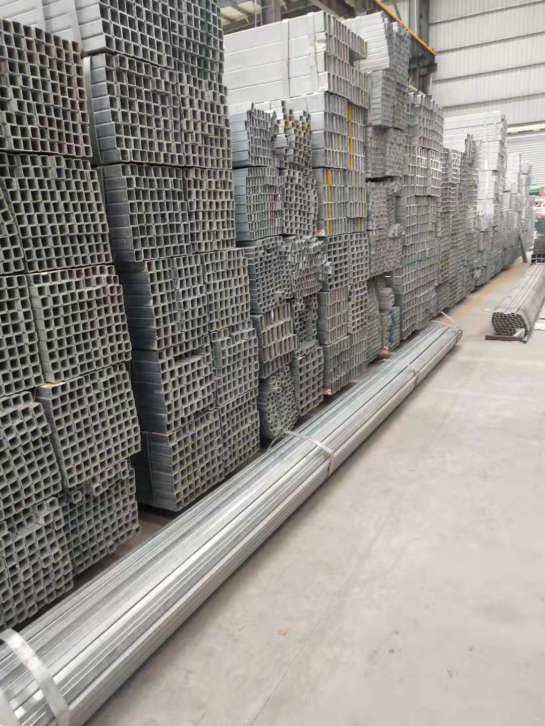 佛山Q235B热镀锌方管中山热镀锌方管惠州镀锌方管 江门镀锌方管