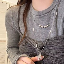 项链;耳环;戒指