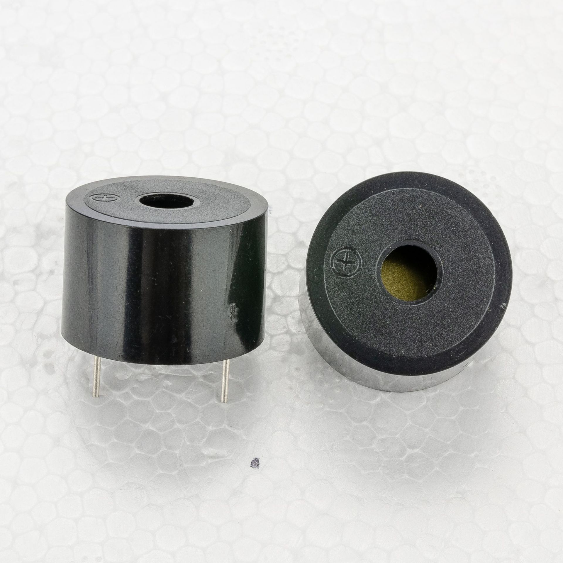 2319蜂鸣器直插有源蜂鸣器直流蜂鸣器高品质蜂鸣器