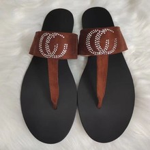 2025新款春夏休闲时尚流行元素平底夹脚CG人字夹脚拖鞋