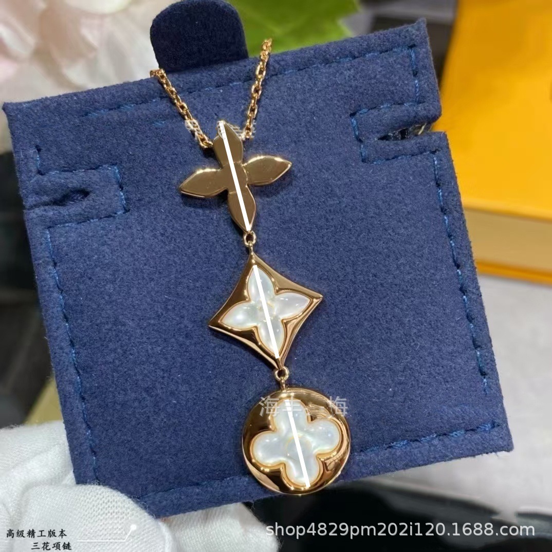 ロバの家四葉草四花五花ブレスレット女性用18Kローズゴールドメッキ軽奢菱形丸型白貝母ネックレスins