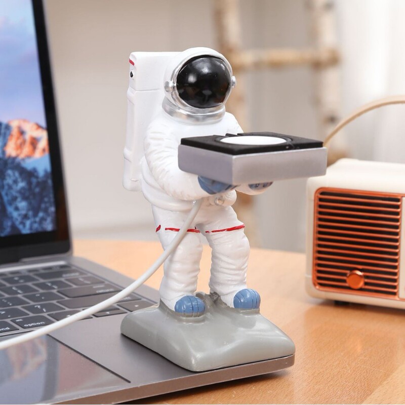 クリエイティブ宇宙人腕時計充電スタンドアップル華為愛国者宇宙飛行士収納展示台マグネットスタンド|undefined