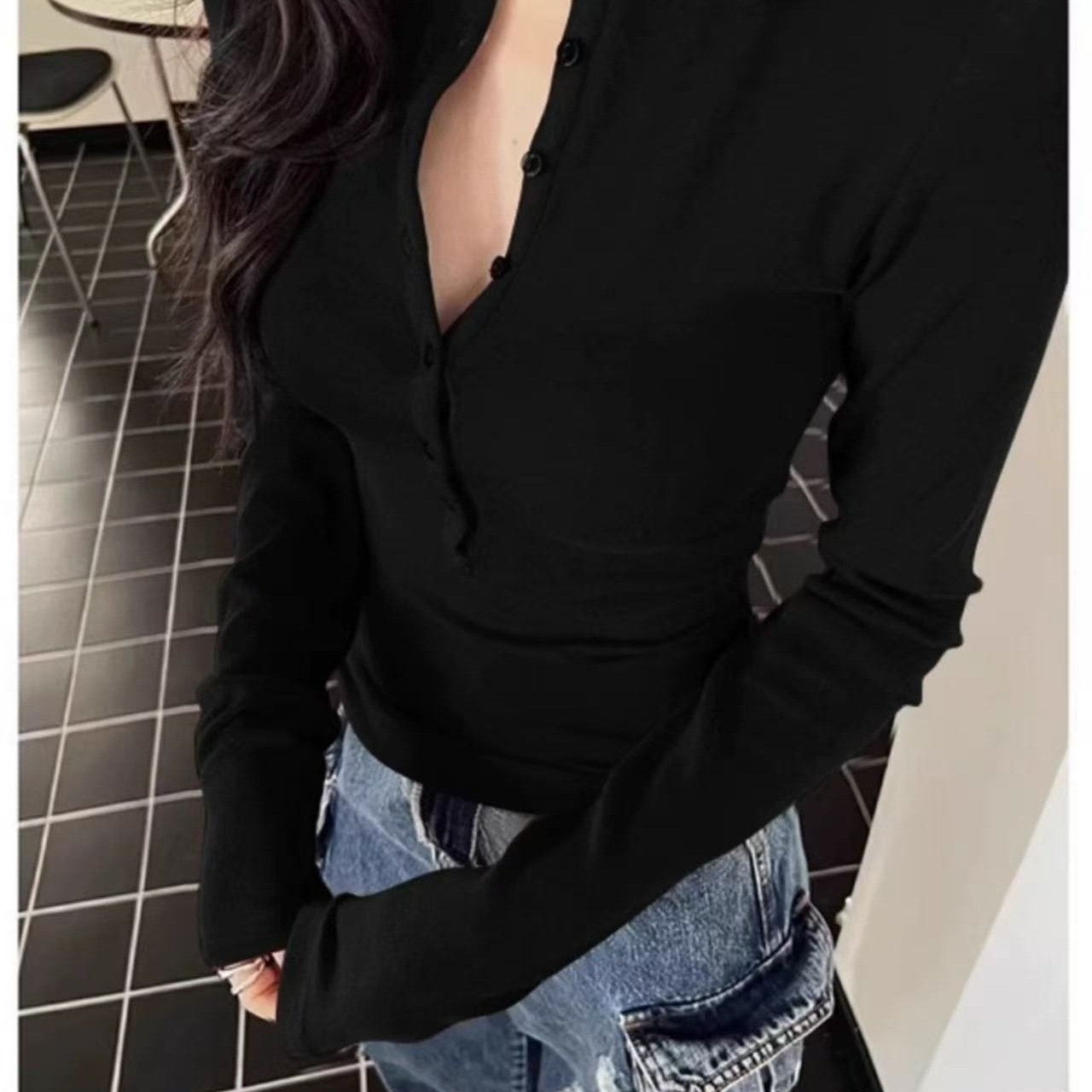 Cross-Border Wholesale Autumn and Winter Threaded Velvet Inner Layer Warm Elegant Button Collar Long-Sleeved T-Shirt Women's Design Bottoming Shirt
