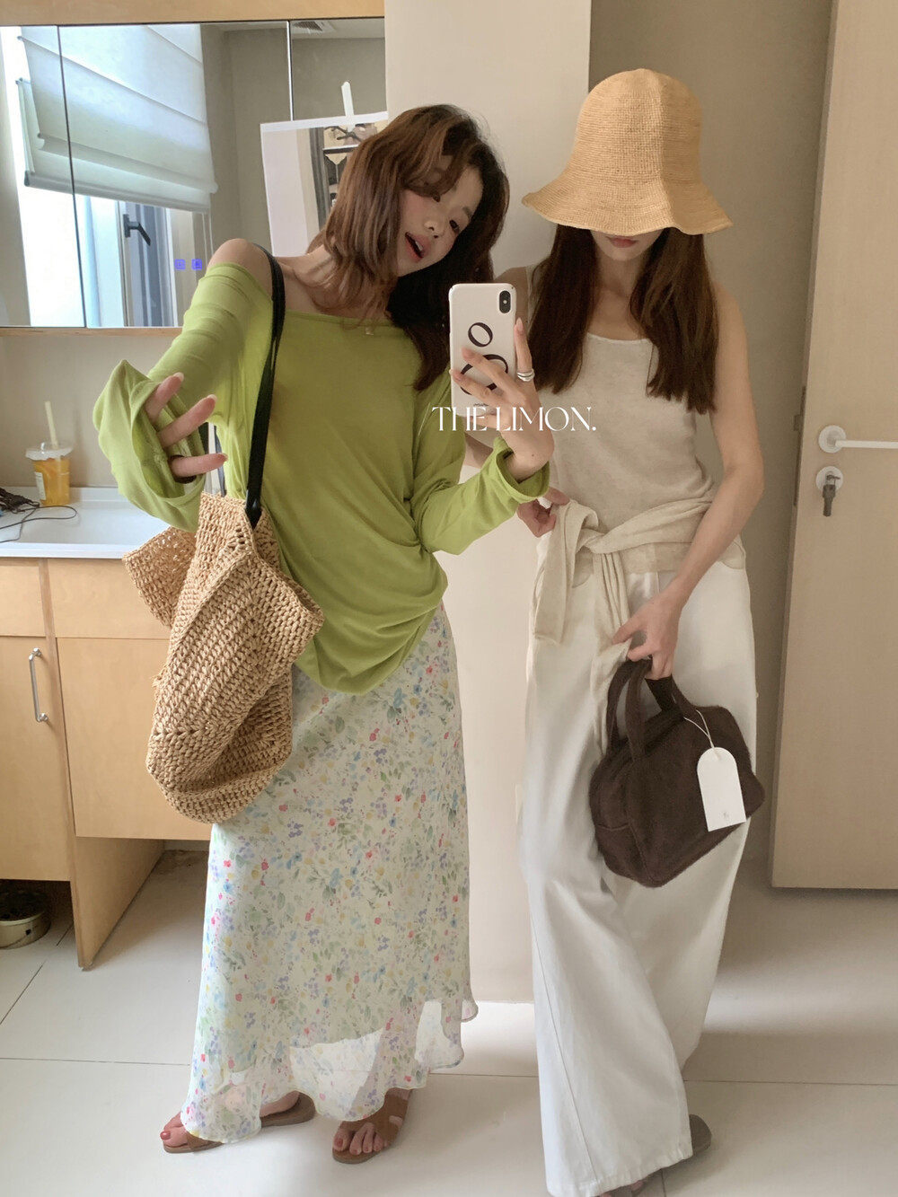 Áo thun nữ tay dài cổ V thiết kế xoắn nút, mặc hai kiểu, chống nắng, form rộng suông — màu hồng, màu cam, màu trắng, xanh lá cây chi tiết 28