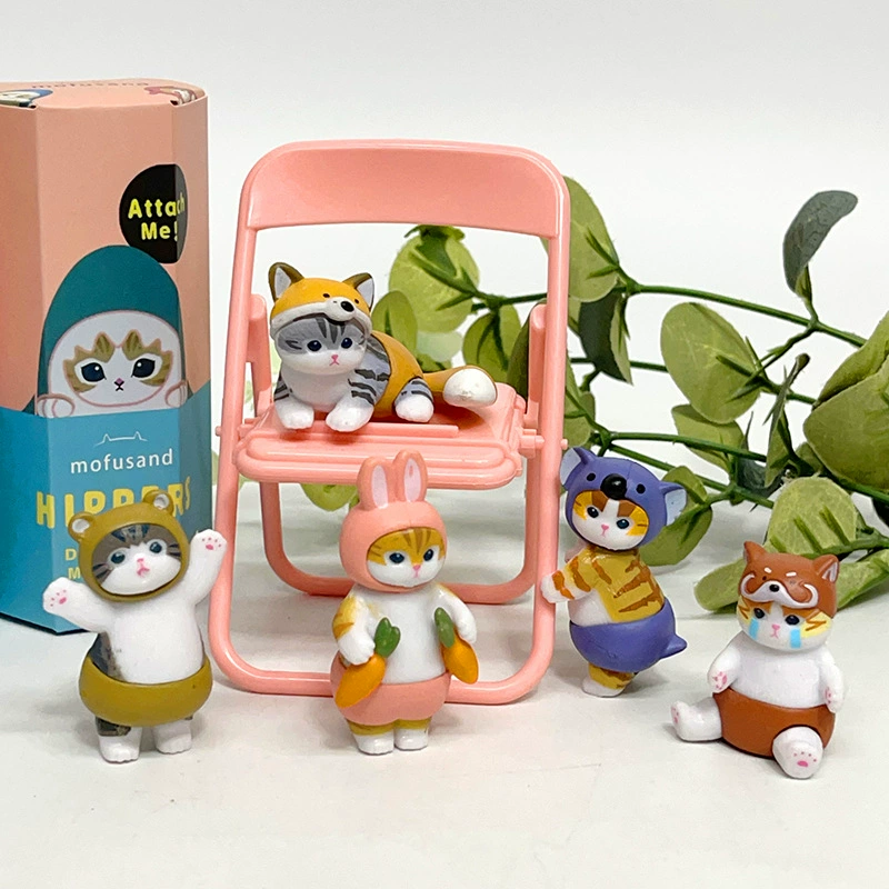 Японские игрушки: акула, кролик, капсульная игрушка, лиса, енот, кот