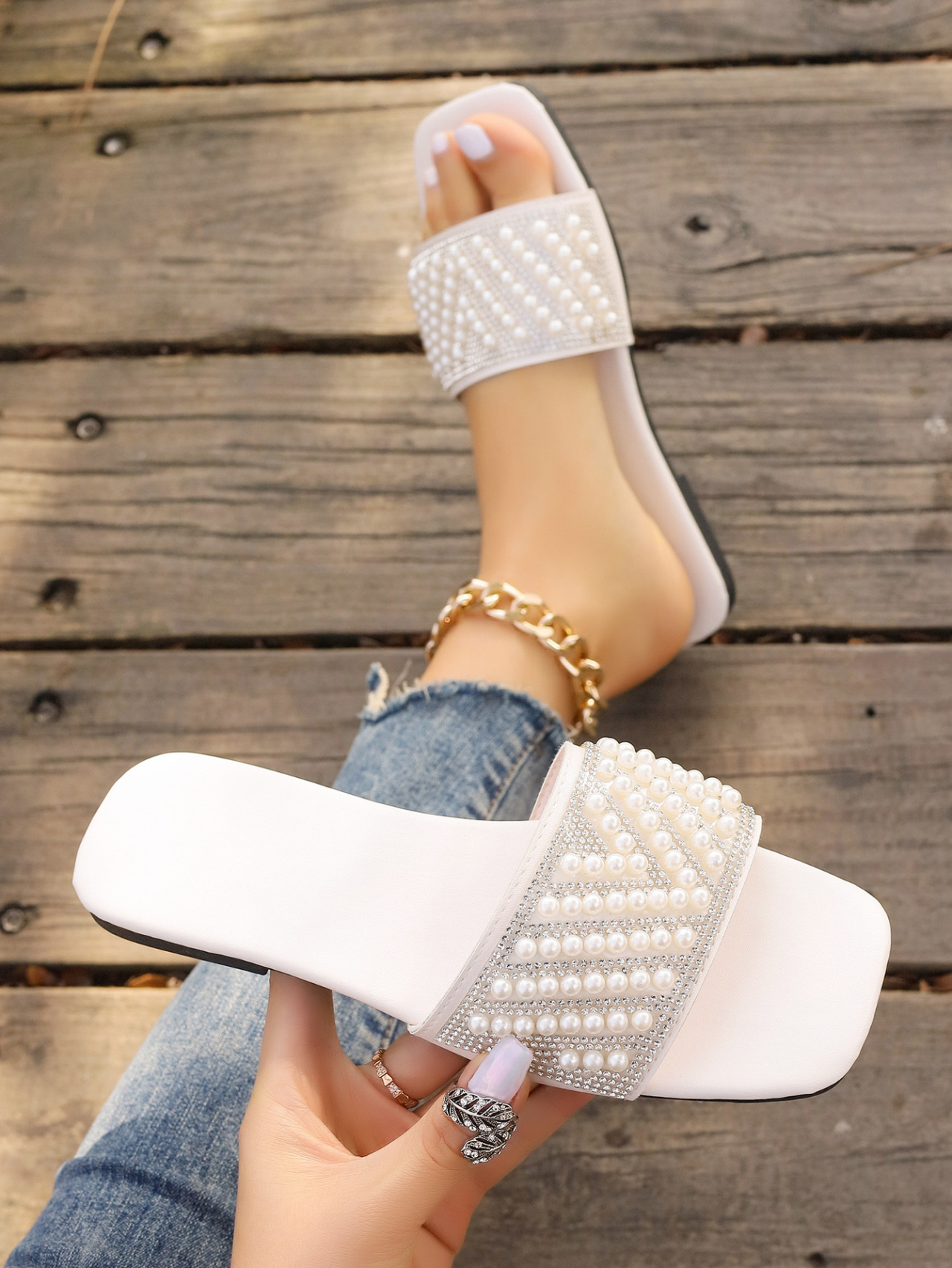 Casual Women's Slides With Pearls Square Toe Beach Sandals_voghion.com