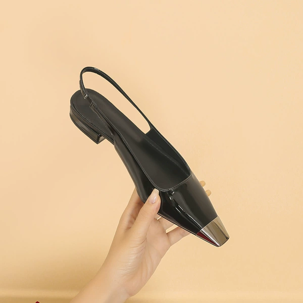2.5cm black patent leather (back empty)
