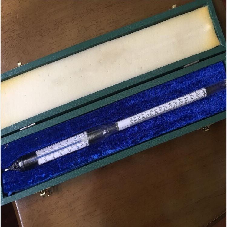 液化石油气密度计 型号:YL288-0.5-0.65g/cm3 库号：D119719