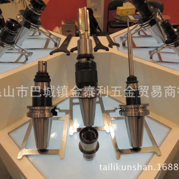 ̨尲ʽϳ ϳ BT40-SLA20-75