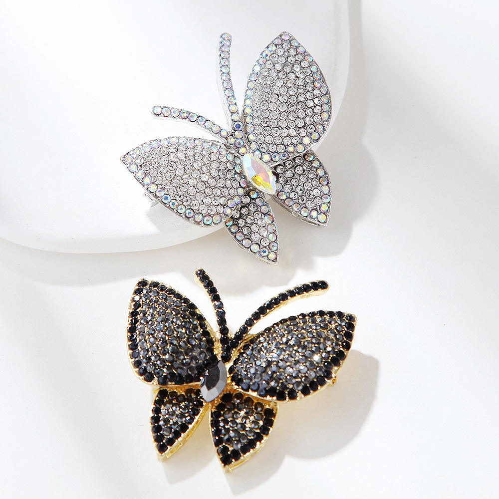 Wedding, Banquet Occasion Retro Luxurious Pin Butterfly Zinc Alloy Inlay Rhinestones Unisex Brooches