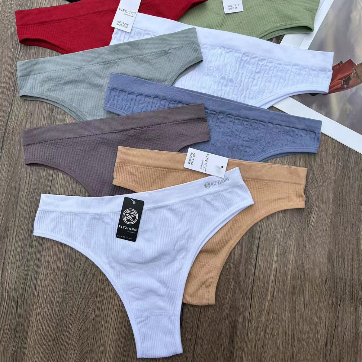 Comercio exterior cola solo mezclado sin costuras Miscelánea sexy ropa interior de las mujeres moda bikini Tanga al por mayor