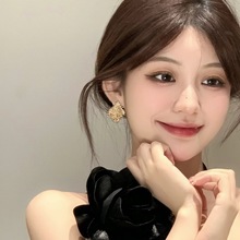 新款小众设计感编织金色菱形耳钉时尚气质百搭修饰脸型耳钉耳饰女