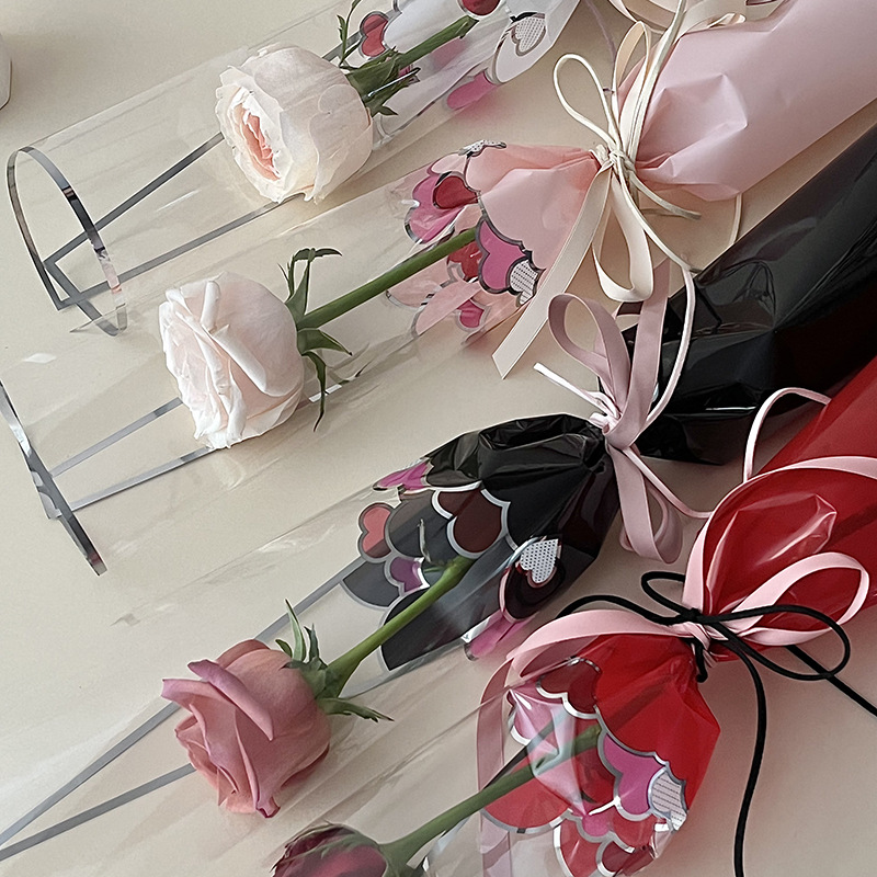 Li Zhi Ran Le Heart Single Papel de vidrio simple ramo de flores impermeable y transparente simple ramo de flores de rosas