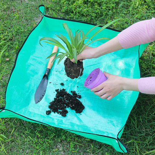 PE gardening floor mat, succulent potted plants, anti-dirty soil replacement mat, planting glue operating mat, balcony plant waterproof mat