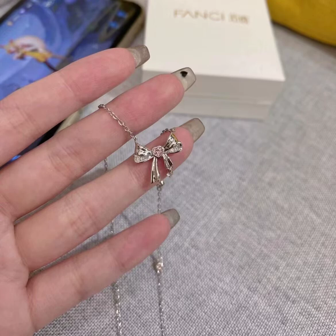 King Co-Branded Da Ji Powder Diamond Love Ожерелье, женское простое легкое роскошное сладкое бант для подруги, цепочка на ключицу