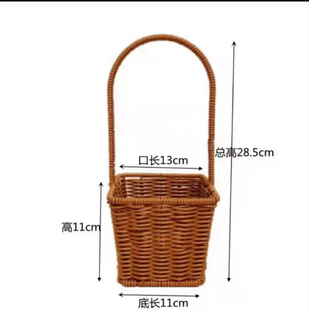 Handheld woven basket, decorations flower-shaped for living room