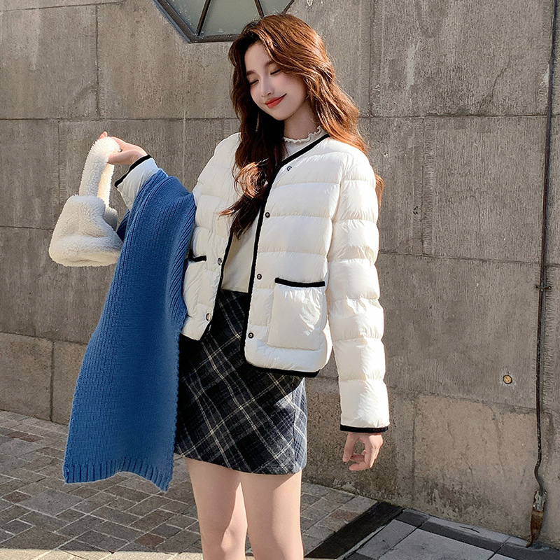 Chanel-Style Color-Block Round-Neck Short down Jacket for Women, New Autumn and Winter French Simple and Elegant Warm Top for Petite Figures
