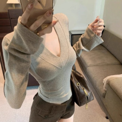 美式辣妹风修身百搭v领长袖t恤女秋内搭纯欲风紧身显瘦打底上衣