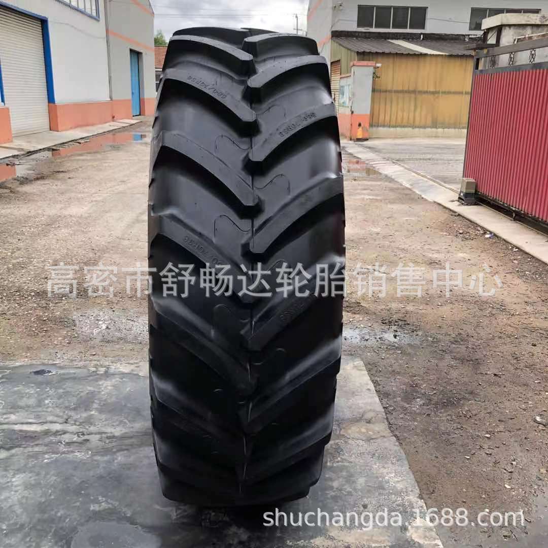 现货供应580/70R38人字花纹 R-1子午线轮胎 农用拖拉机轮胎