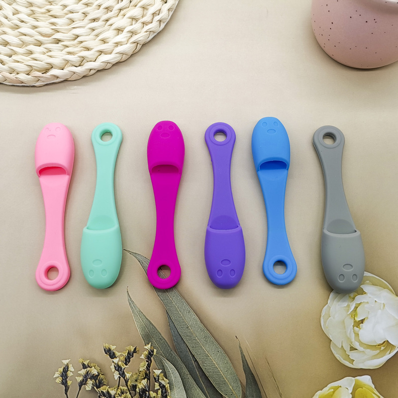 Silicone Nose Wash Brush Facial Pore Cleaner Manual Nose Head Brush Silicone Nose Alar Acne Blackhead Cleaning Brush