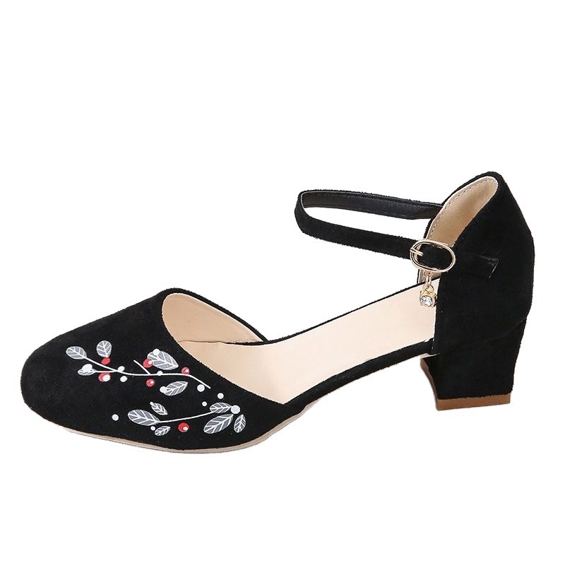 2026 verano nuevo estilo nacional de sandalias de cabeza de estilo hebilla de talón medio grueso zapatos de tacones bajos para mujeres