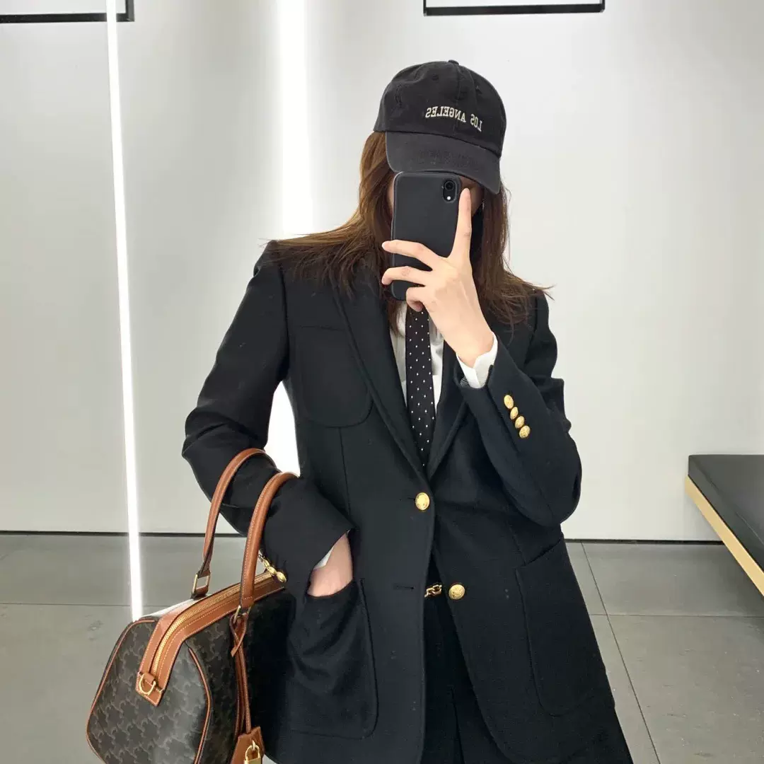 高定 2021春新款黑色金扣 三口袋羊毛西装 现货