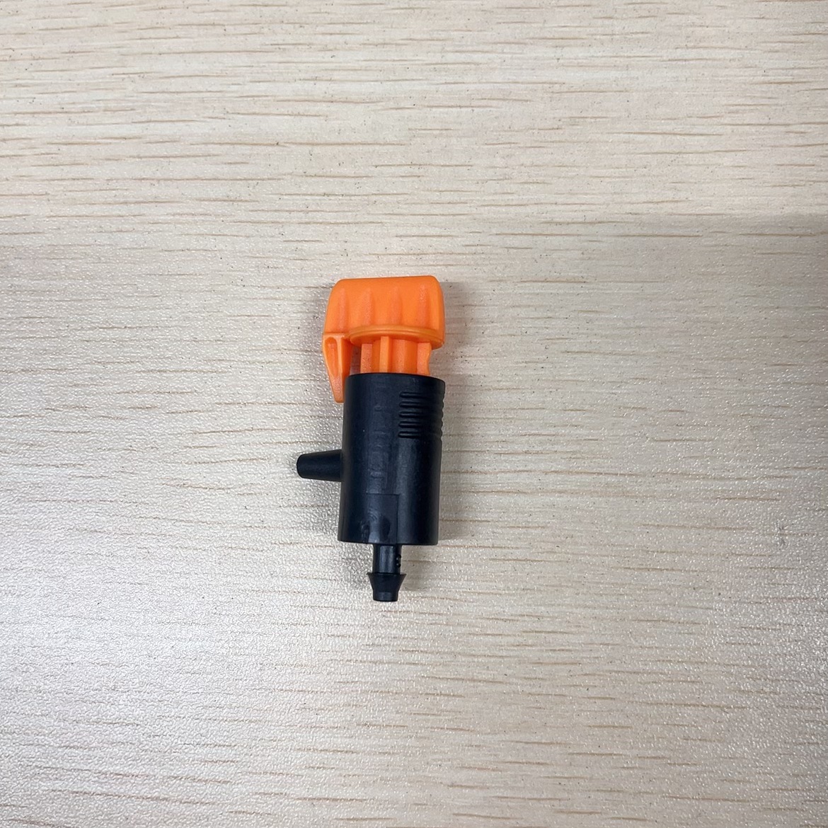 Agricultura riego por goteo invernadero huerto 0 - 60L flujo ajustable goteo naranja 4 / 7 tubo capilar se puede cerrar