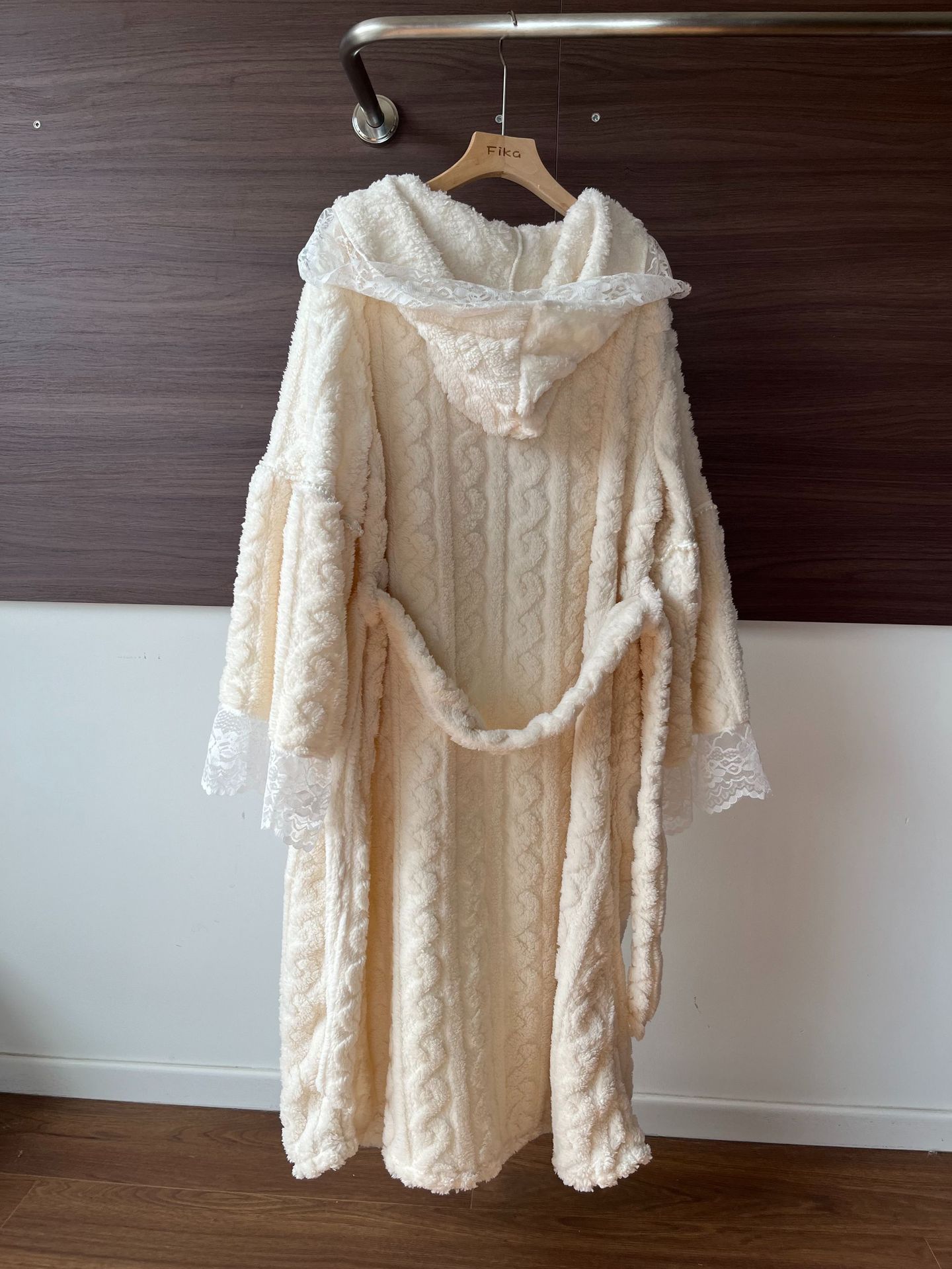 GraceChic Nachthemd aus französischer Spitze für Damen, Herbst und Winter, Korallenfleece, langes, sexy, mit Schnürung, hochwertiges Badekleid/Nachthemd im Prinzessinnenstil_voghion.com