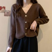 小众别致上衣女早秋新款百搭领针织衫冬季短款洋气毛衣开衫潮