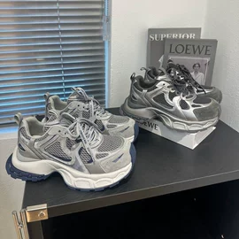 女式休闲单鞋;厚底拖鞋;女式皮靴