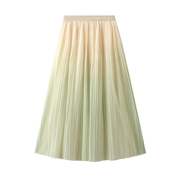 Elegant pleated skirt