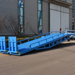 Mobile Loading Dock for Warehousing and Logistics Parks, Unloading Tool, Large-Tonnage Hydraulic 8-Ton, 10-Ton, 12-Ton Mobile Loading Dock